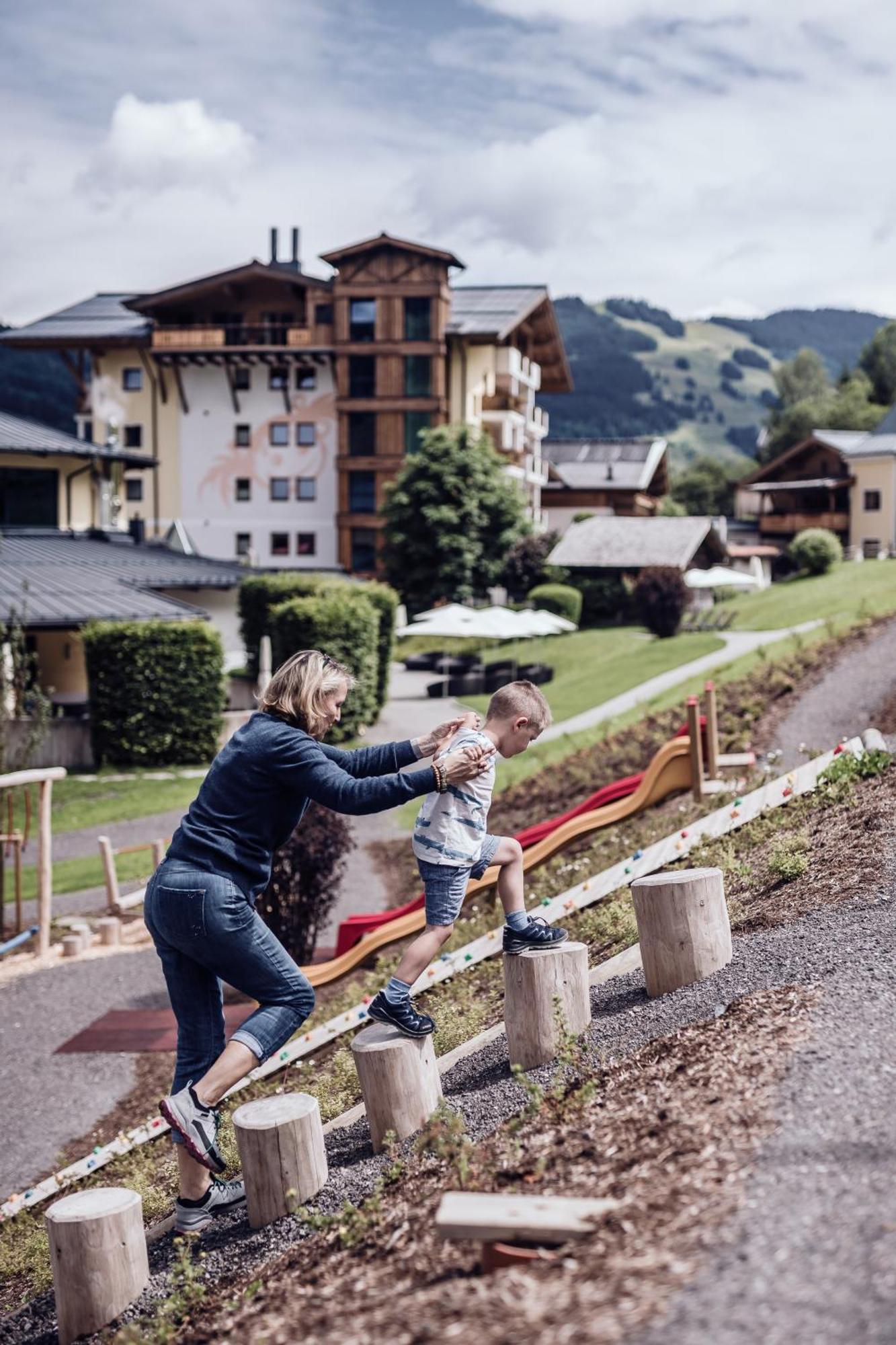 Familienresort Ellmauhof Saalbach-Hinterglemm Exterior foto